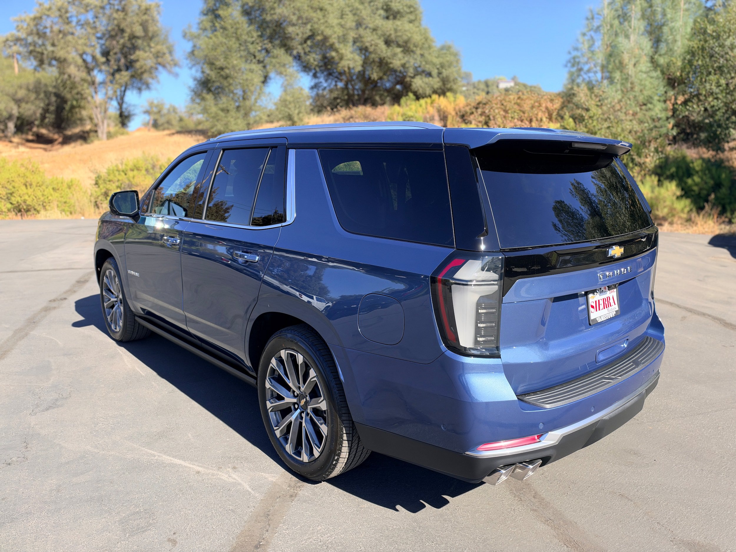 New 2027 Chevrolet Tahoe High Country AWD/4WD image 6