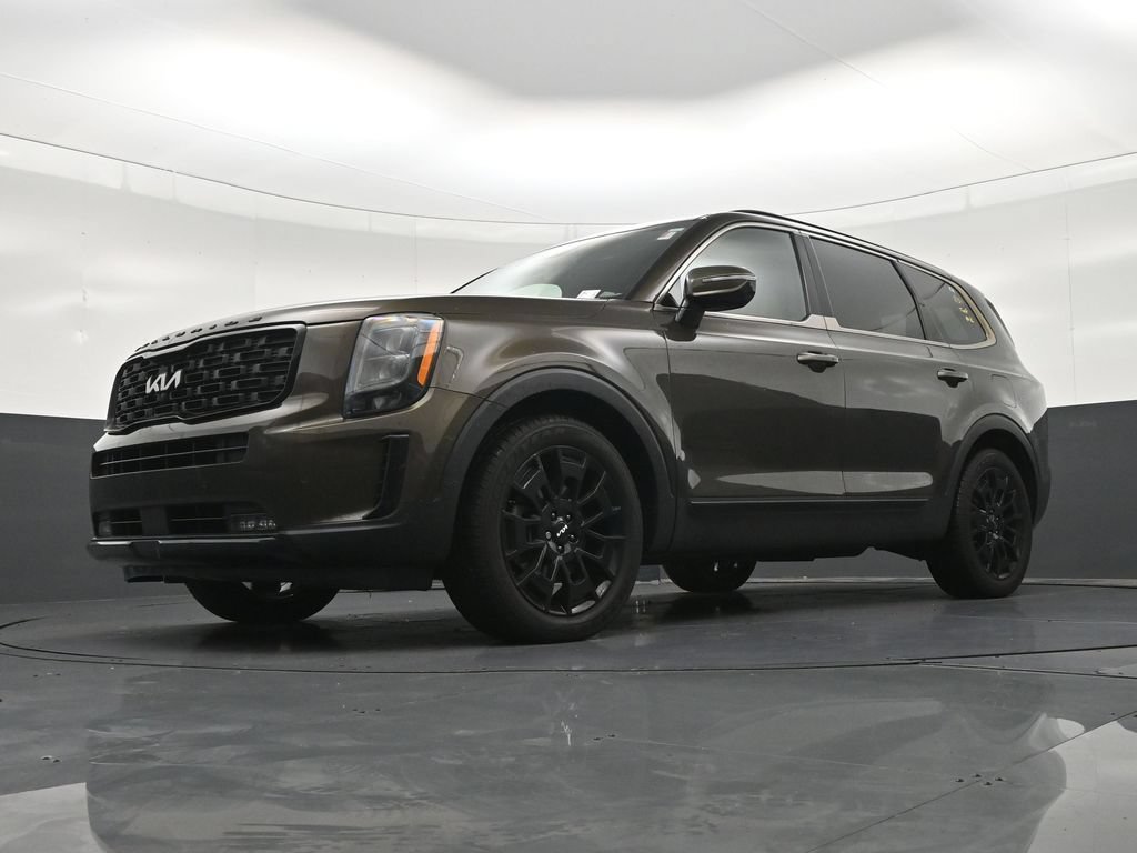 Used 2022 Kia Telluride SX w/ Nightfall Edition Package AWD/4WD image 24