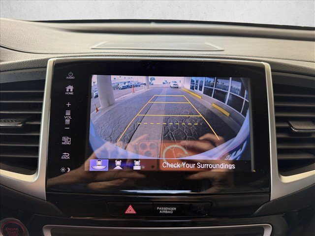 Used 2017 Honda Pilot Touring image 14