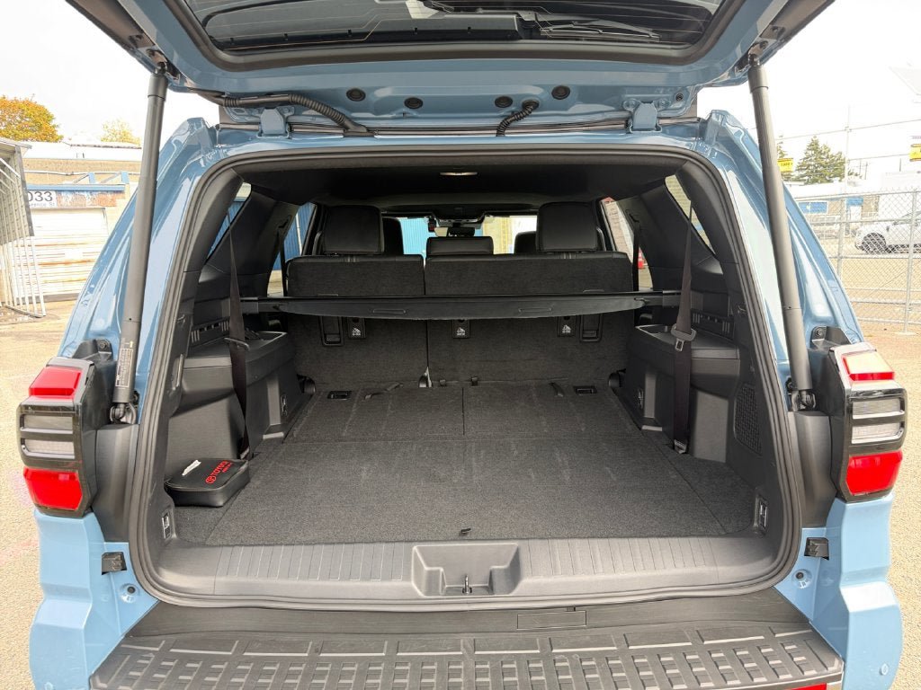 Used 2026 Toyota 4Runner Limited AWD/4WD image 22