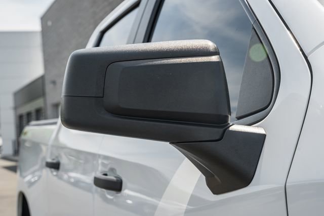 Used 2023 Chevrolet Silverado 1500 Custom AWD/4WD image 18