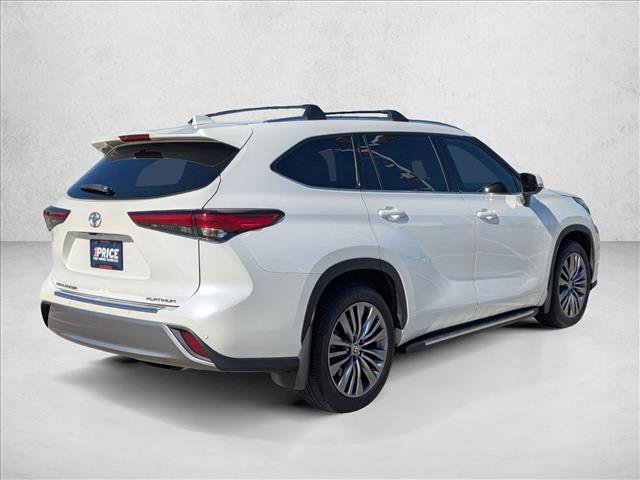 Used 2021 Toyota Highlander Platinum image 5