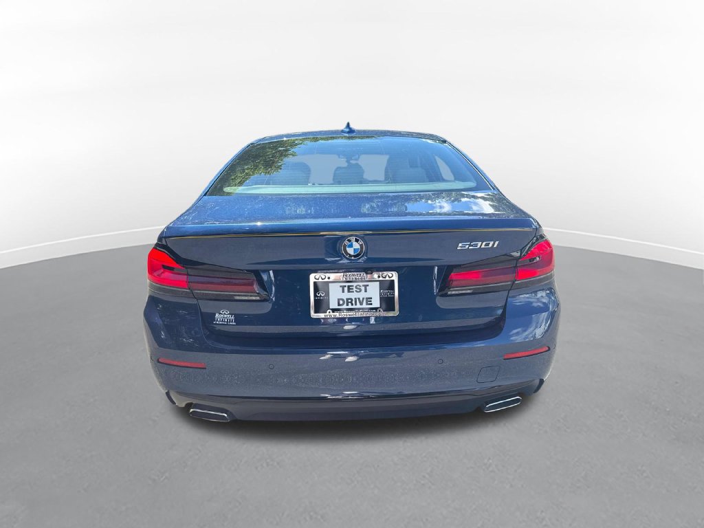 Used 2023 BMW 530i w/ Convenience Package RWD image 7