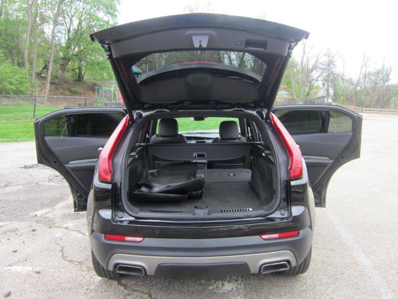 Used 2020 Cadillac XT4 Premium Luxury AWD/4WD image 24