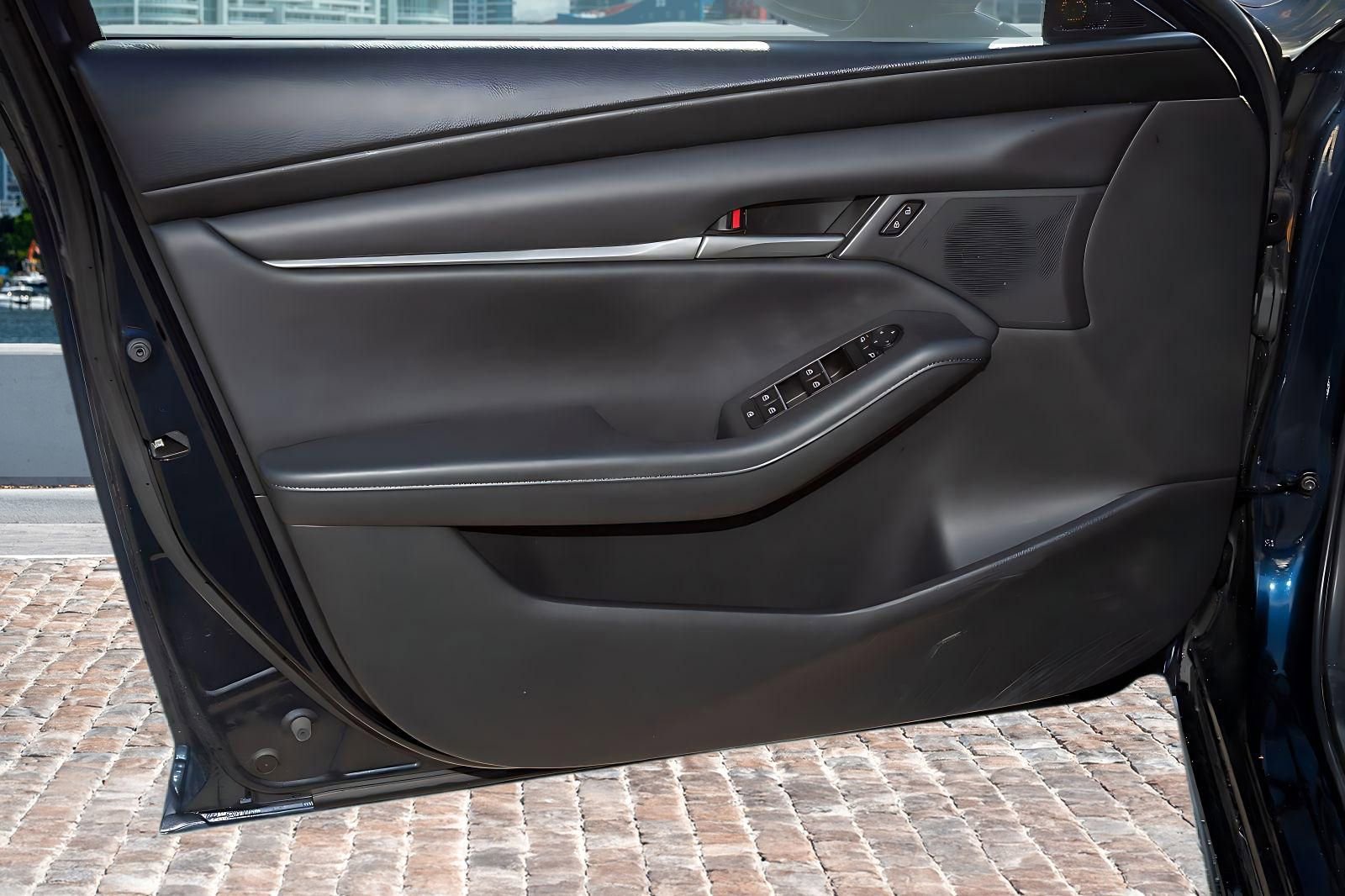 Used 2023 MAZDA MAZDA3 s image 16