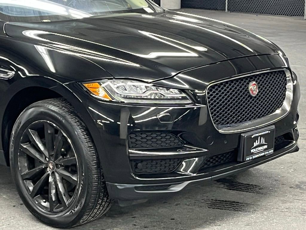 Used 2017 Jaguar F-PACE Prestige image 39