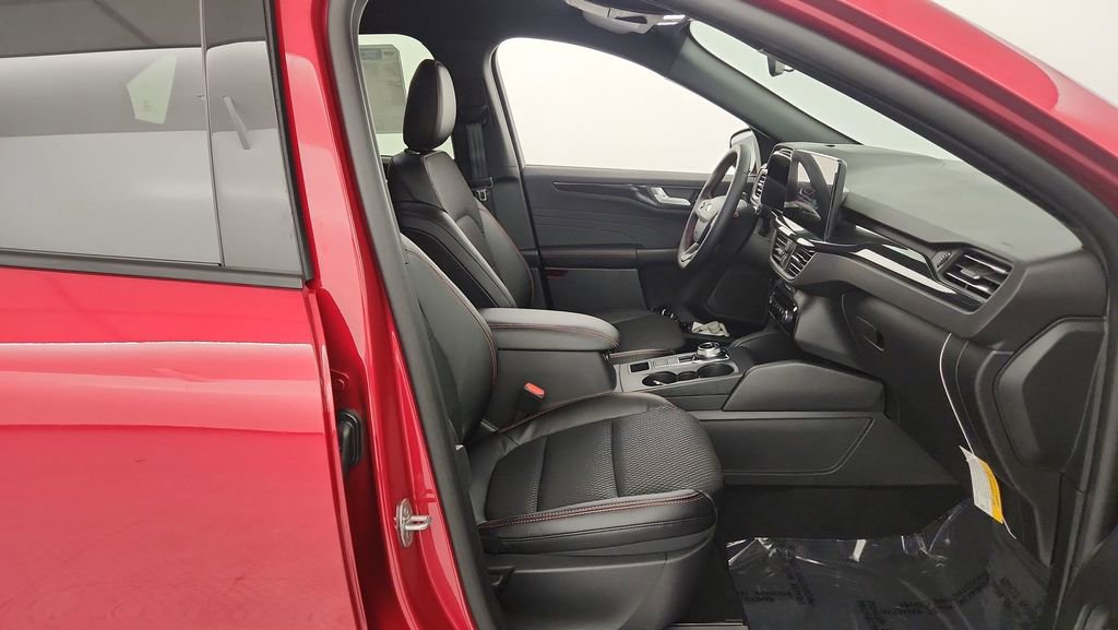 New 2026 Ford Escape ST-Line w/ Tech Pack #1 image 33