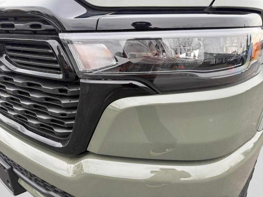 New 2026 RAM 1500 4x4 Crew Cab image 22