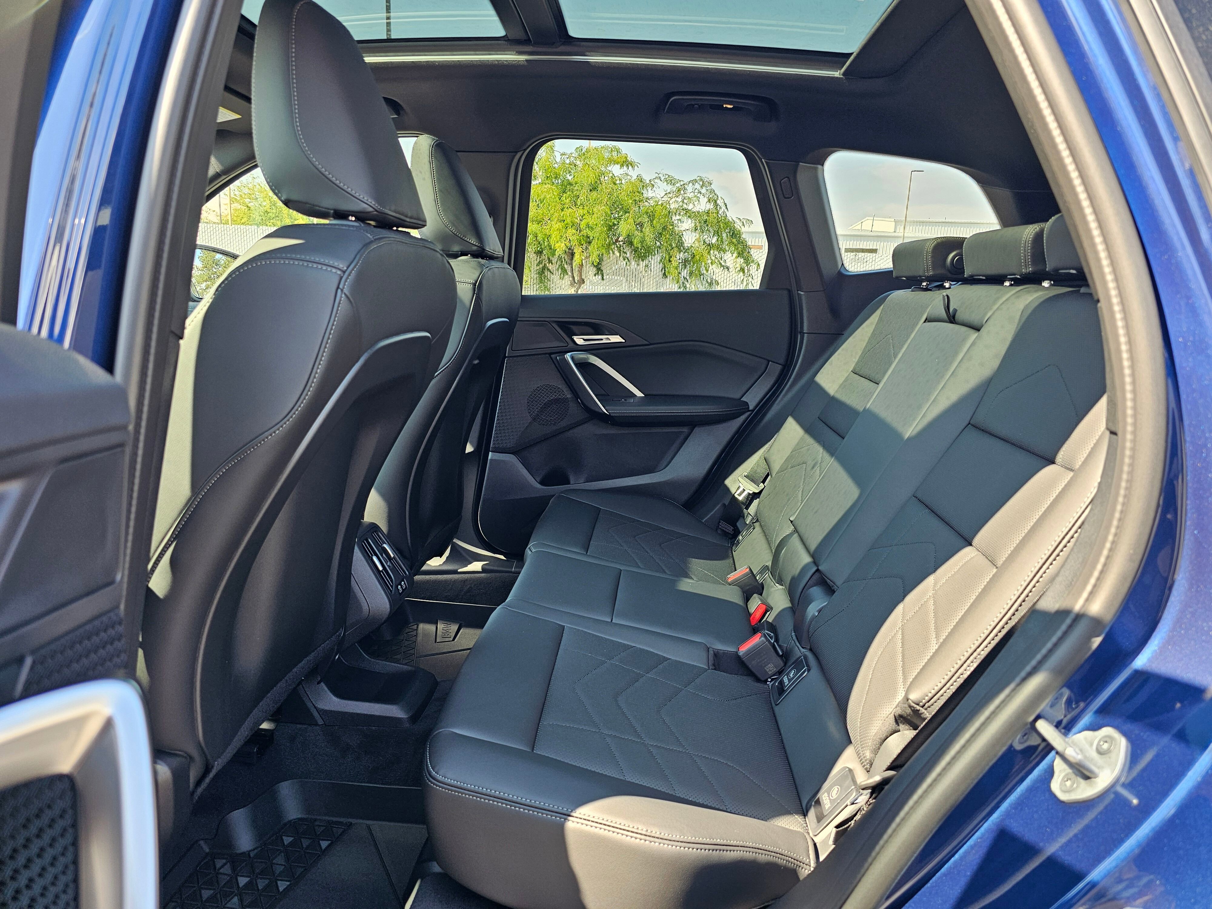 New 2025 BMW X1 xDrive28i w/ Technology Package image 13