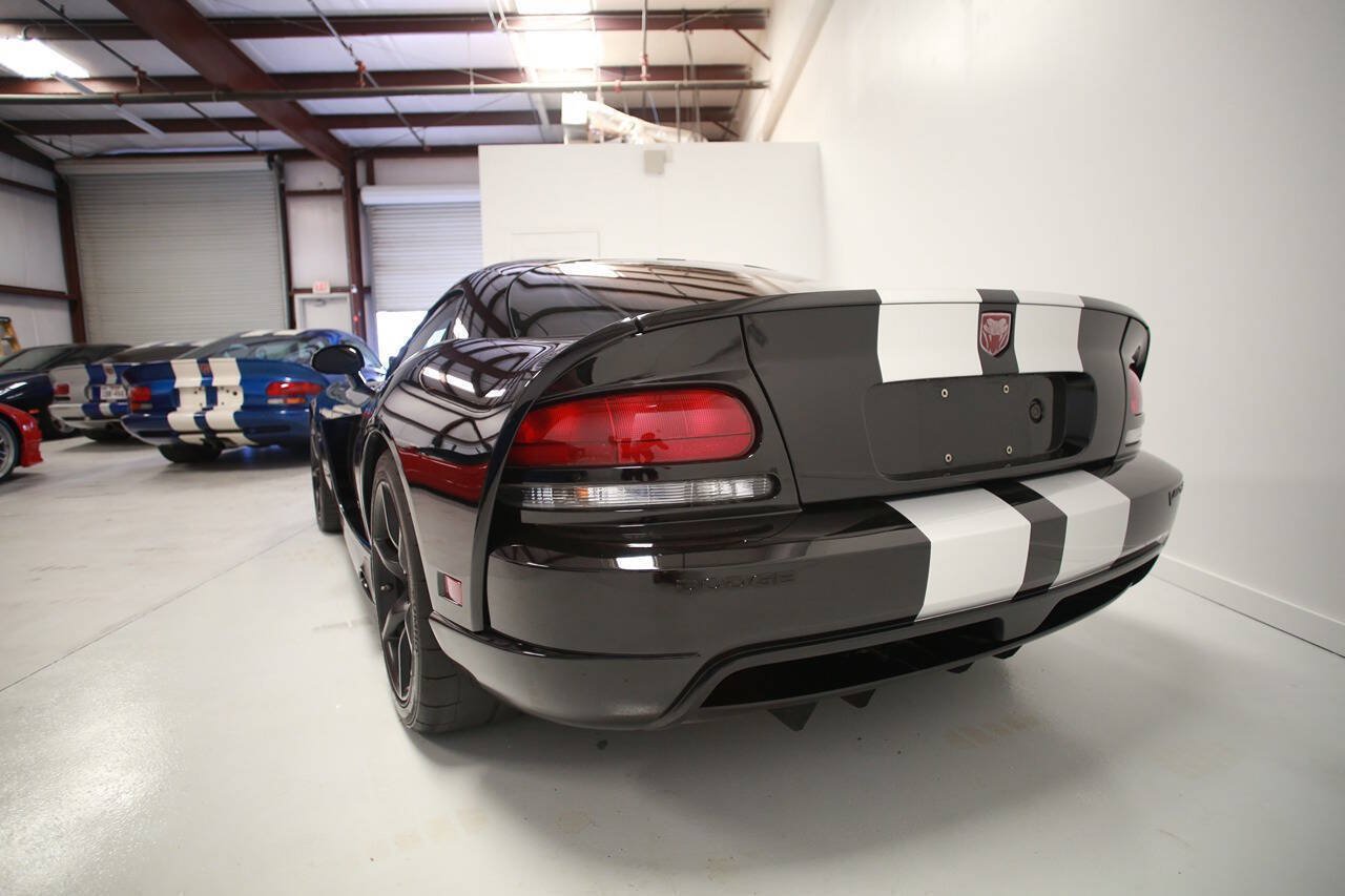 Used 2006 Dodge Viper SRT-10 RWD image 5