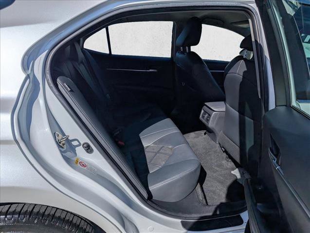 Used 2018 Toyota Camry XLE FWD image 17