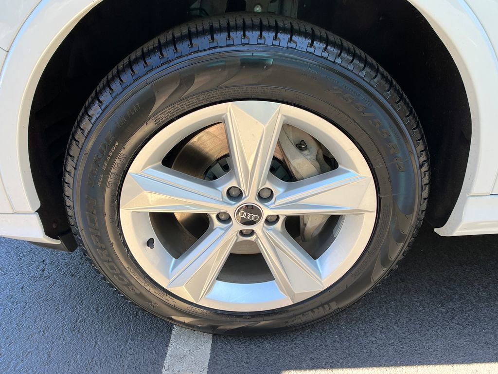 Used 2021 Audi Q7 2.0T Premium w/ Convenience Package image 26