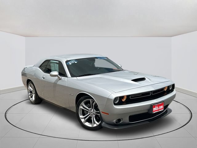 Used 2021 Dodge Challenger R/T RWD image 1