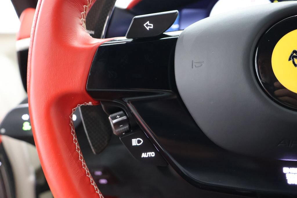 Used 2023 Ferrari Roma RWD image 23