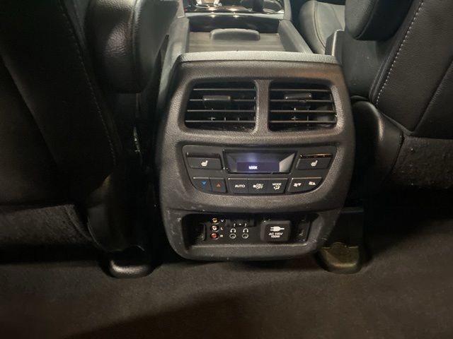 Used 2016 Honda Pilot Elite image 34