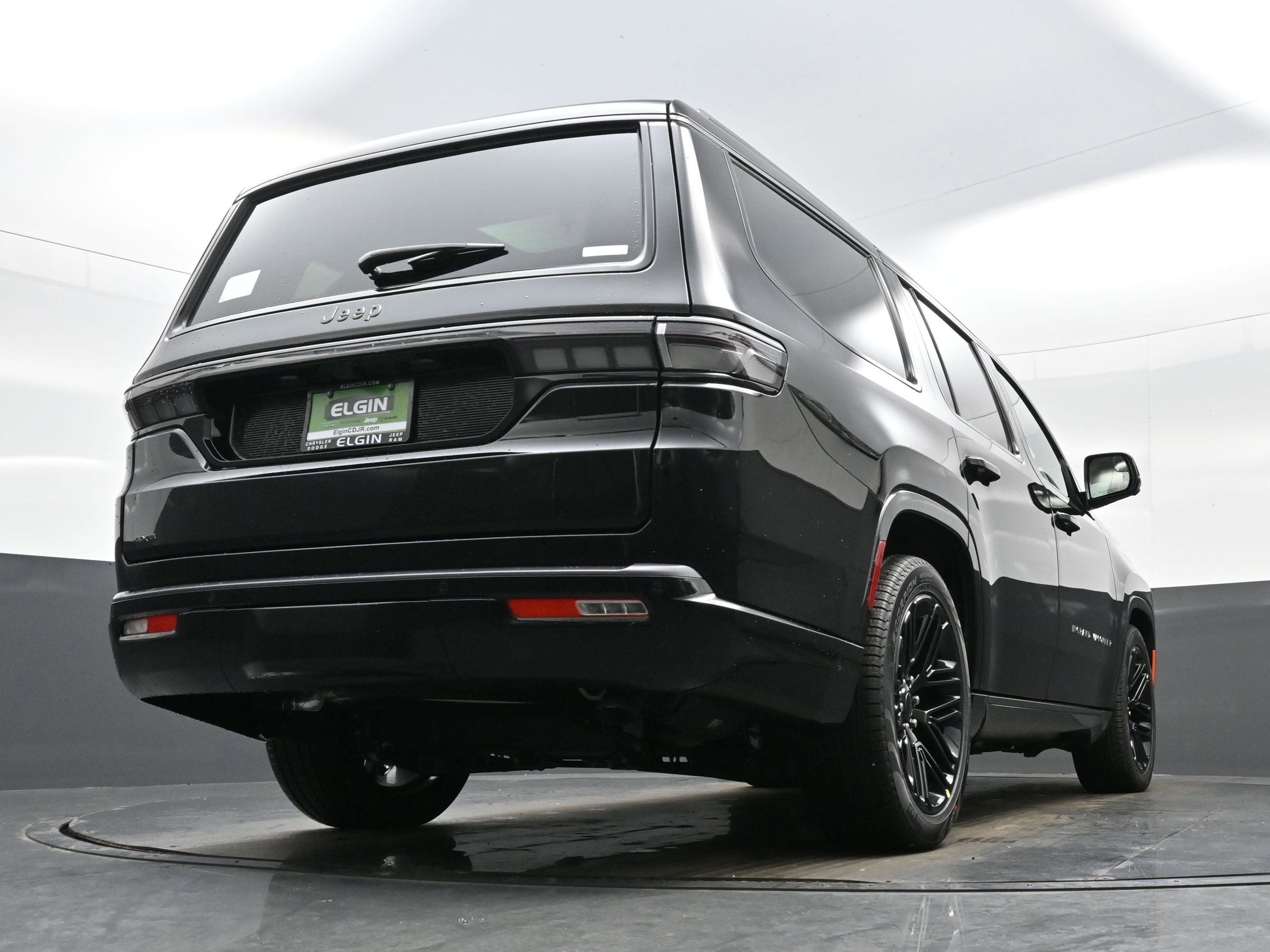 New 2026 Jeep Grand Wagoneer Limited image 16