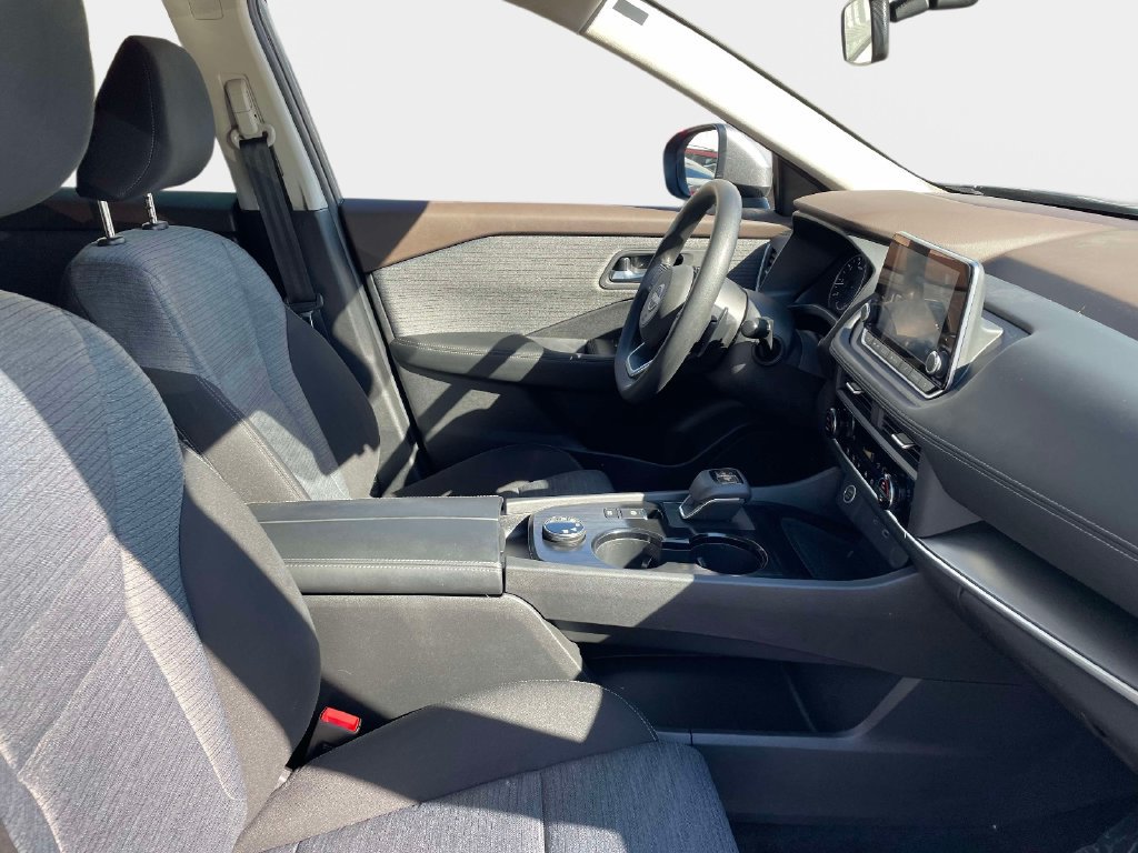Used 2023 Nissan Rogue SV AWD/4WD image 10