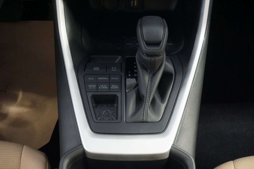 New 2025 Toyota RAV4 LE image 29