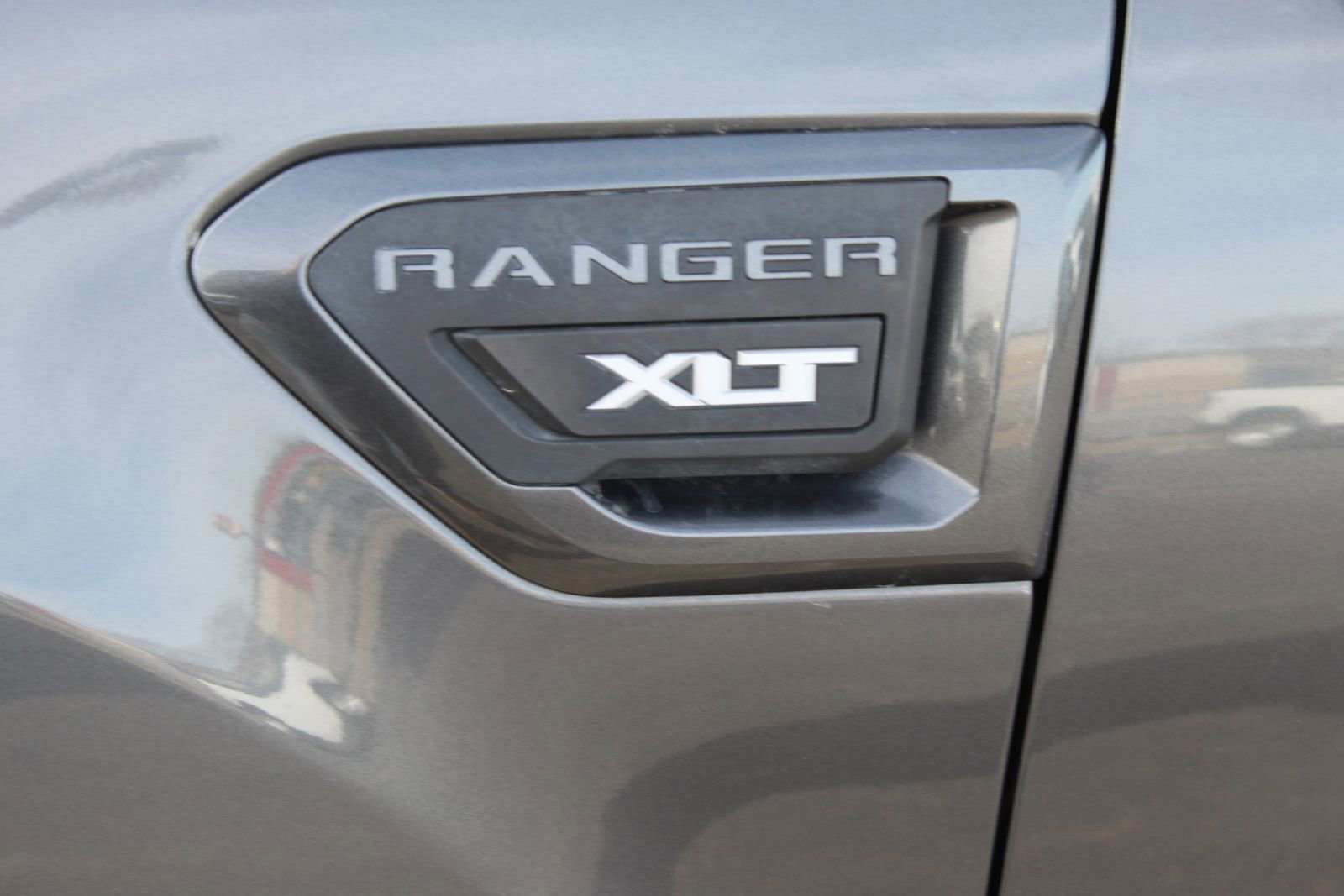Used 2020 Ford Ranger XLT w/ Equipment Group 301A Mid image 3