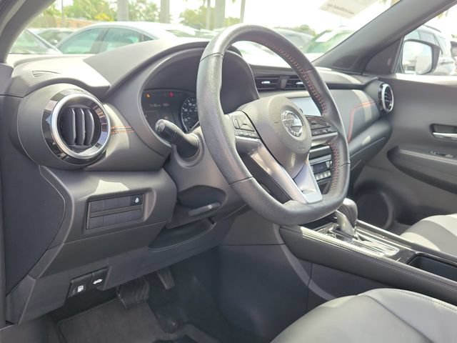 Used 2021 Nissan Kicks SR w/ SR Premium Package FWD image 8