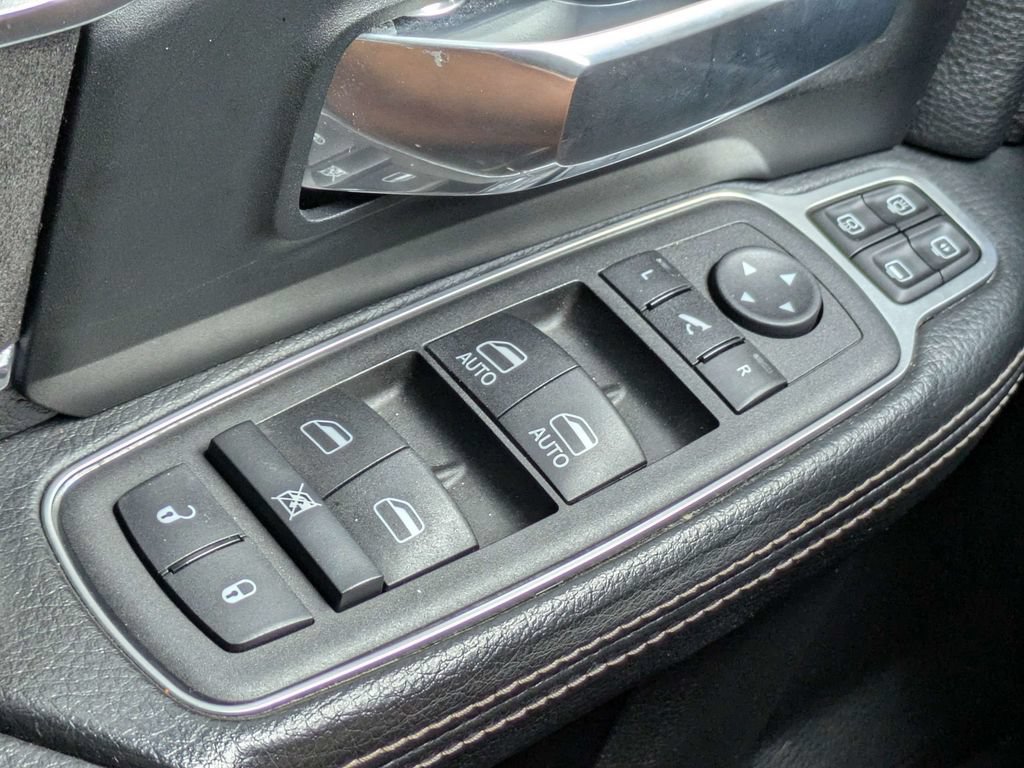 Used 2023 RAM 2500 Laramie AWD/4WD image 25