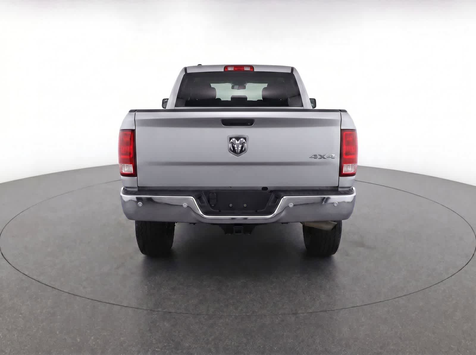 Used 2017 RAM 2500 Tradesman w/ Chrome Appearance Group AWD/4WD image 7