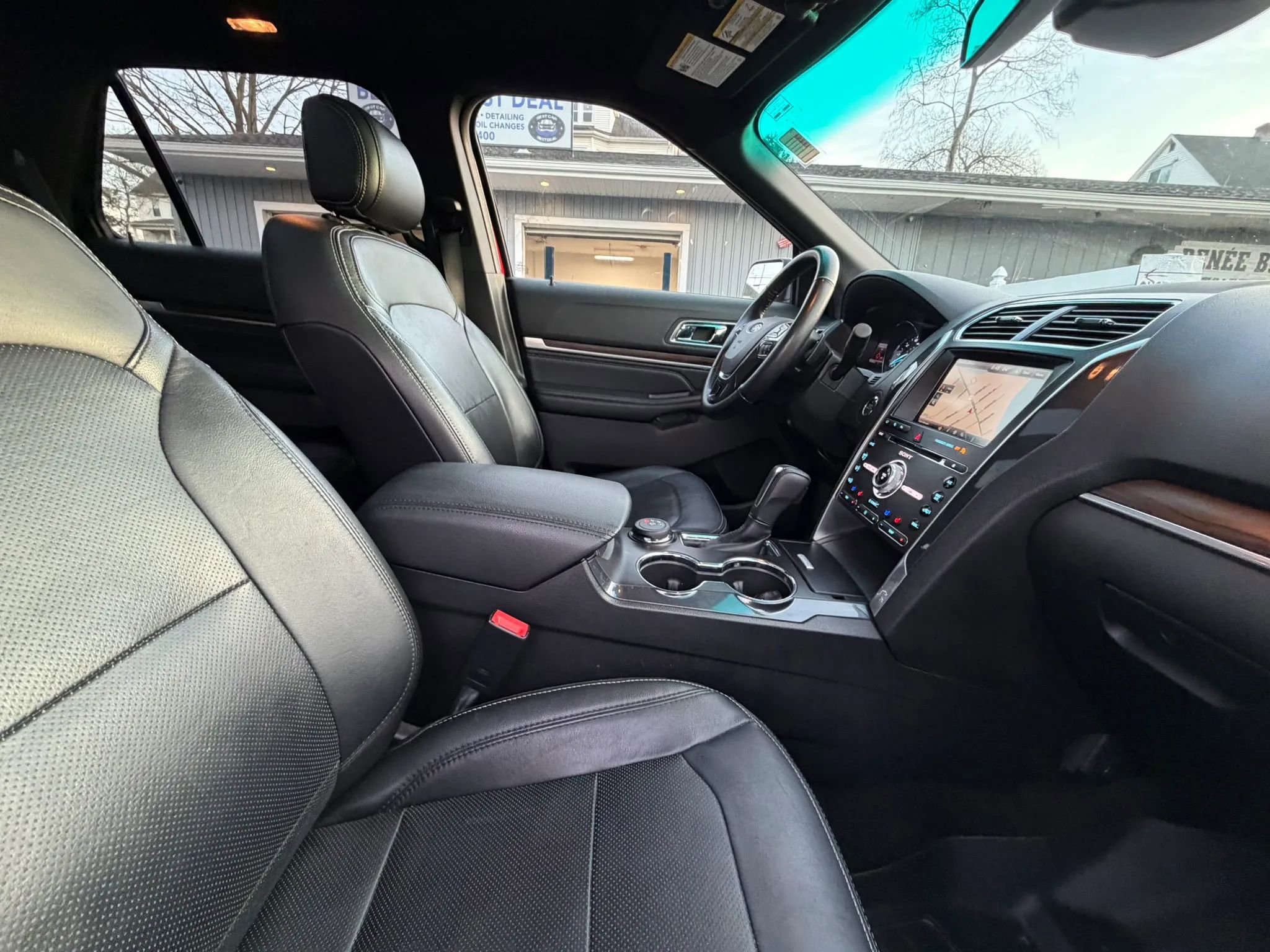 Used 2016 Ford Explorer Limited w/ Equipment Group 301A image 22