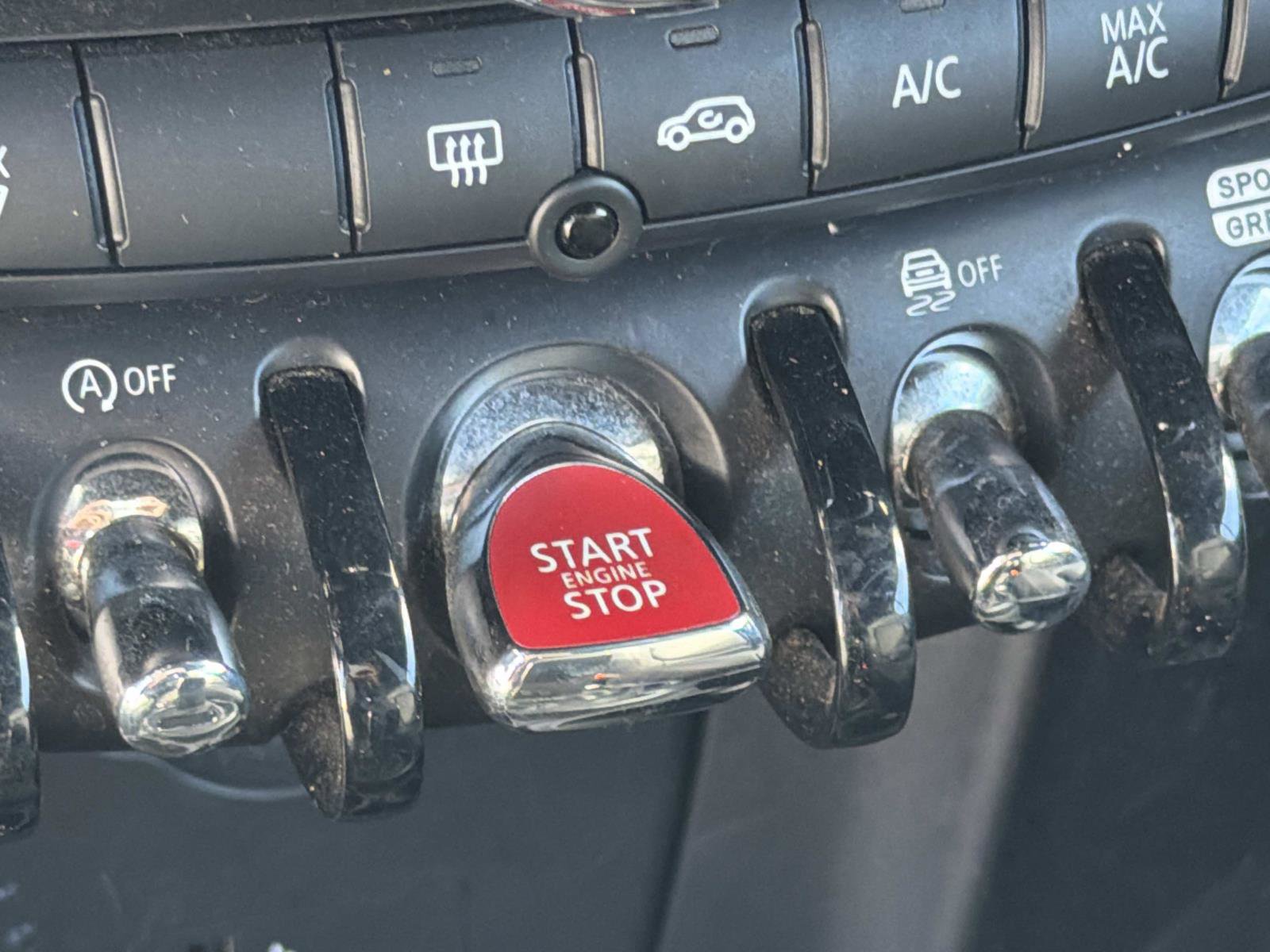 Used 2024 MINI Cooper S image 15