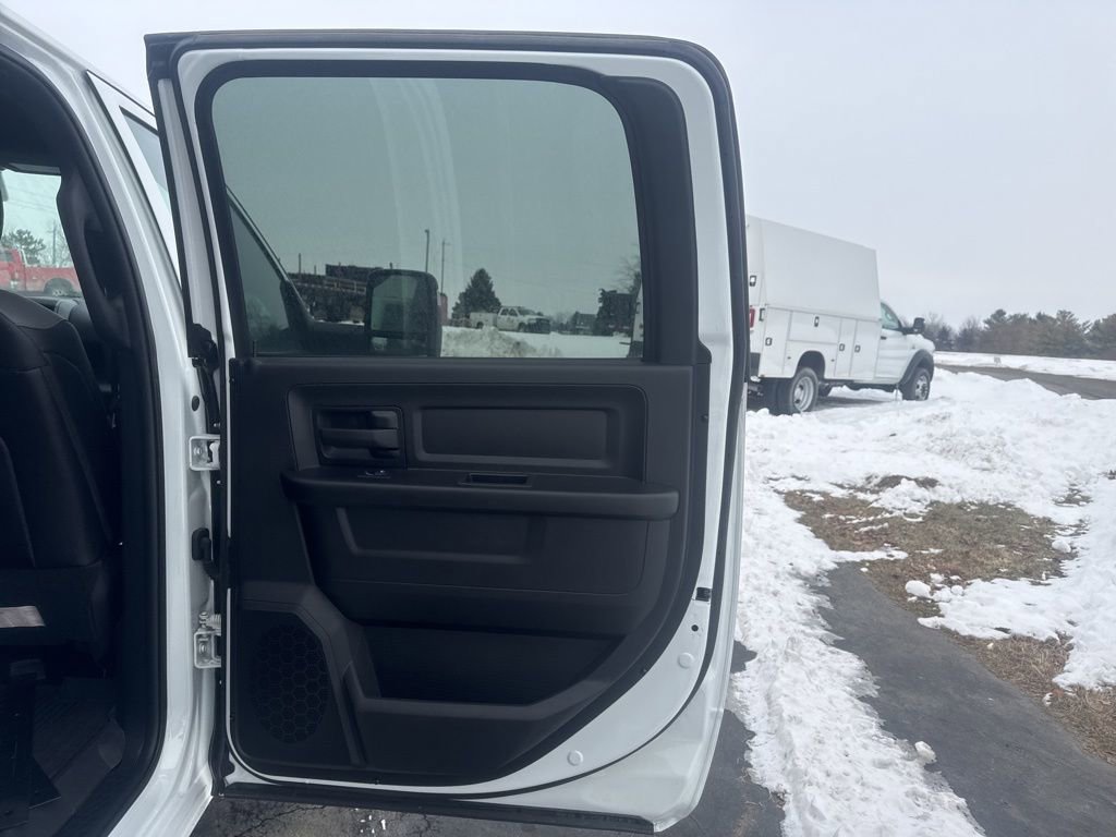 New 2024 RAM 5500 Tradesman image 40