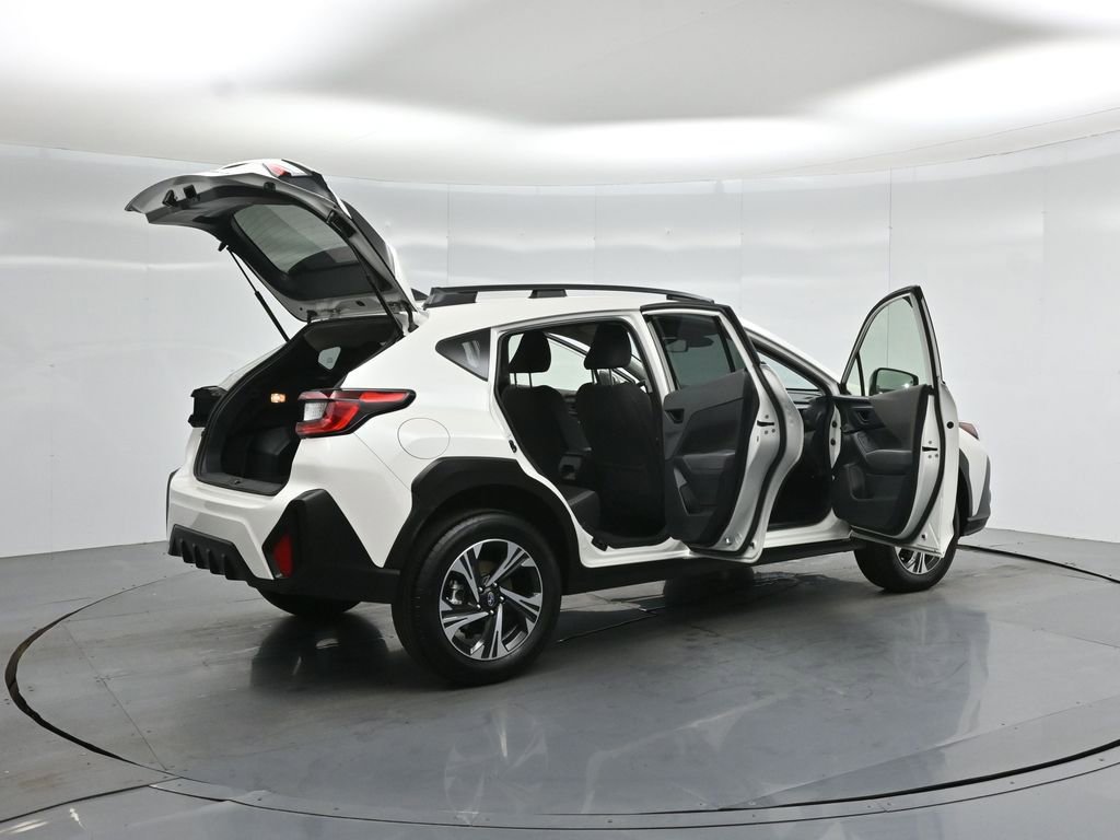 Used 2025 Subaru Crosstrek 2.0i Premium w/ Crosstrek Mirror Package AWD/4WD image 6