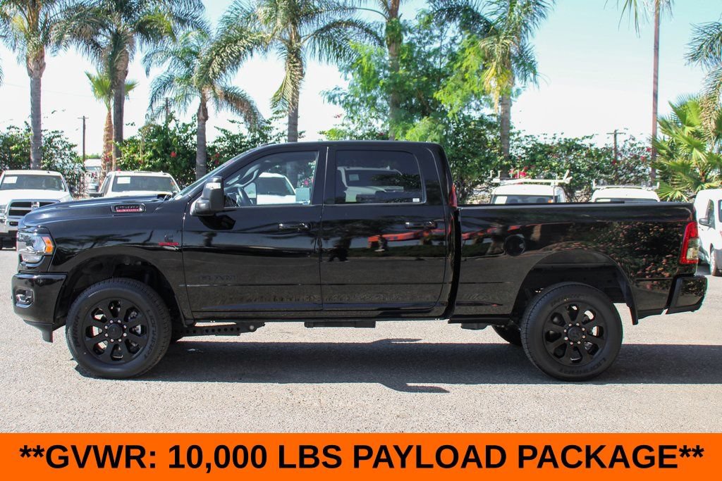 Used 2024 RAM 2500 Big Horn w/ Night Edition AWD/4WD image 5