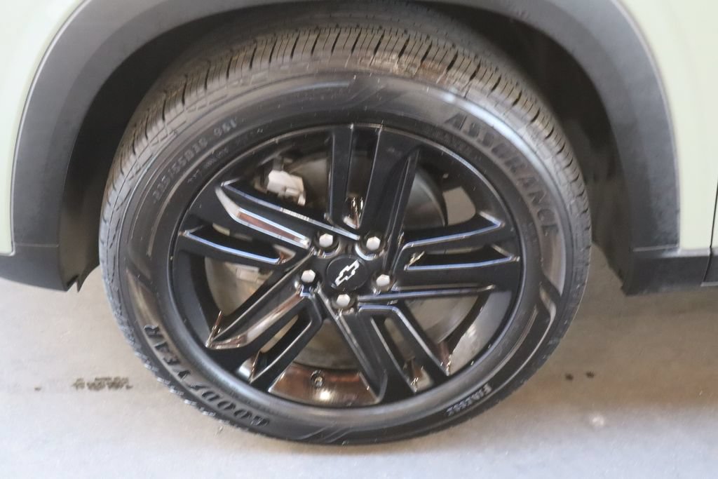 Used 2024 Chevrolet Trax ACTIV FWD image 14