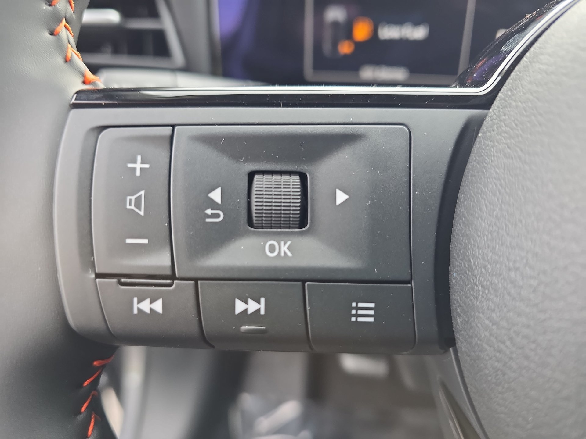 New 2027 Nissan Kicks SV w/ Rock Creek Edition AWD/4WD image 16