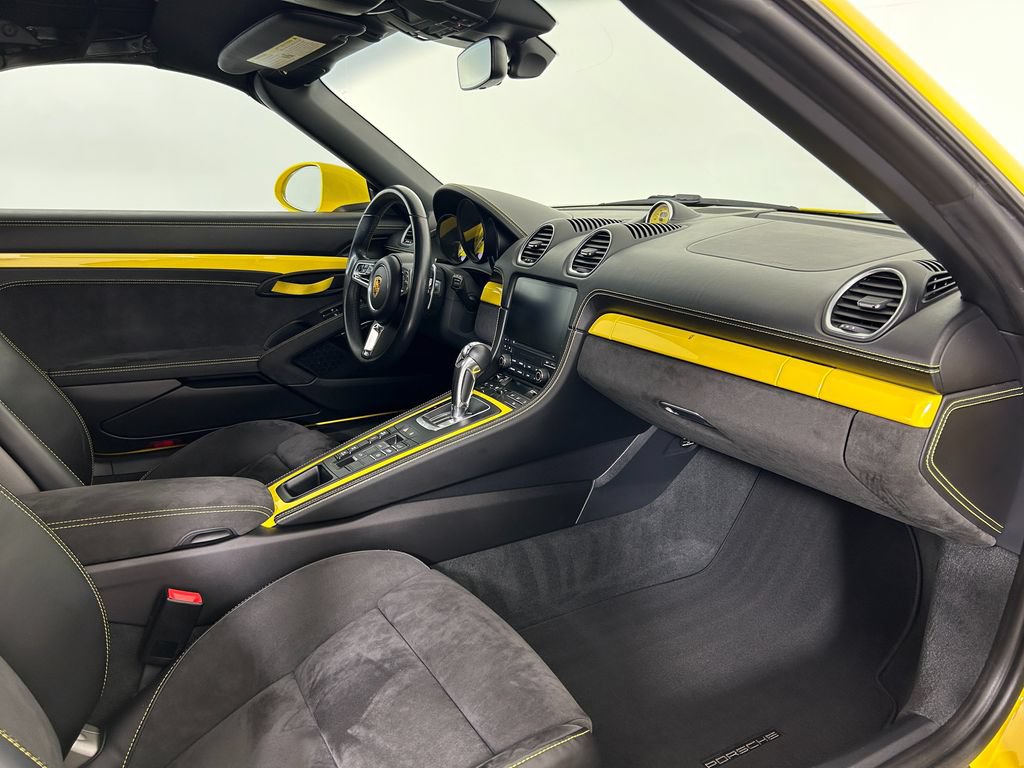 Certified 2021 Porsche 718 Boxster Spyder RWD image 24