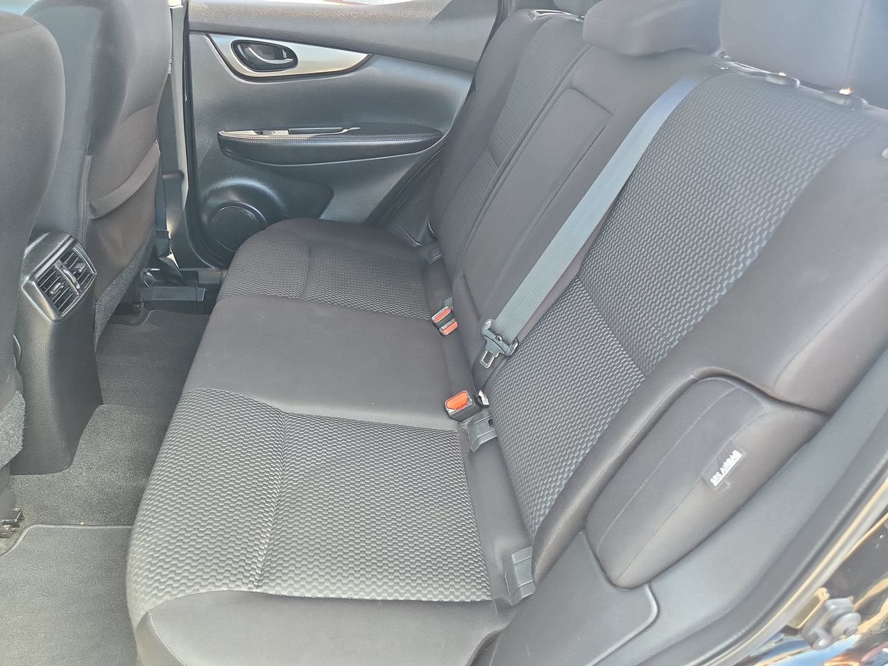 Used 2021 Nissan Rogue Sport S FWD image 13