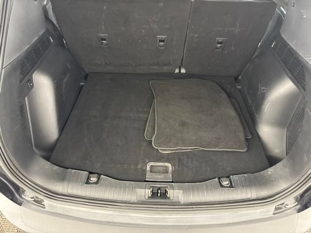 Used 2021 Ford Escape SE FWD image 25