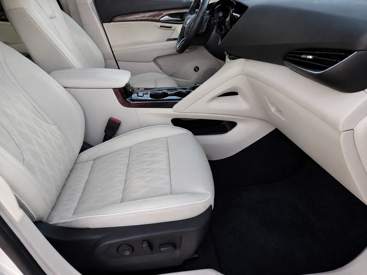 Used 2021 Buick Envision Avenir FWD image 44