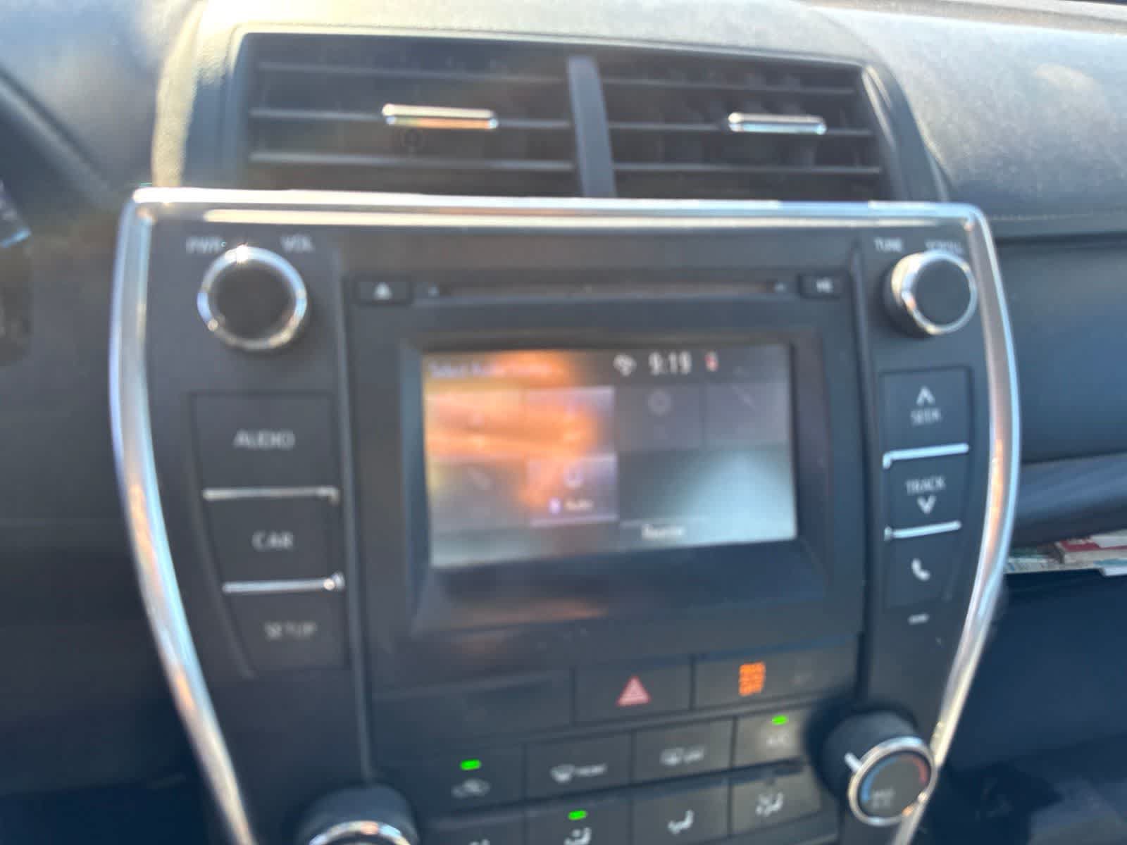 Used 2015 Toyota Camry LE FWD image 25