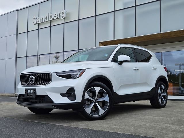 Certified 2025 Volvo XC40 B5 Plus