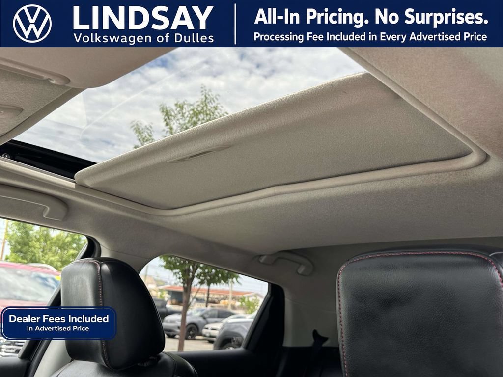 Used 2014 Nissan Juke SL AWD/4WD image 24