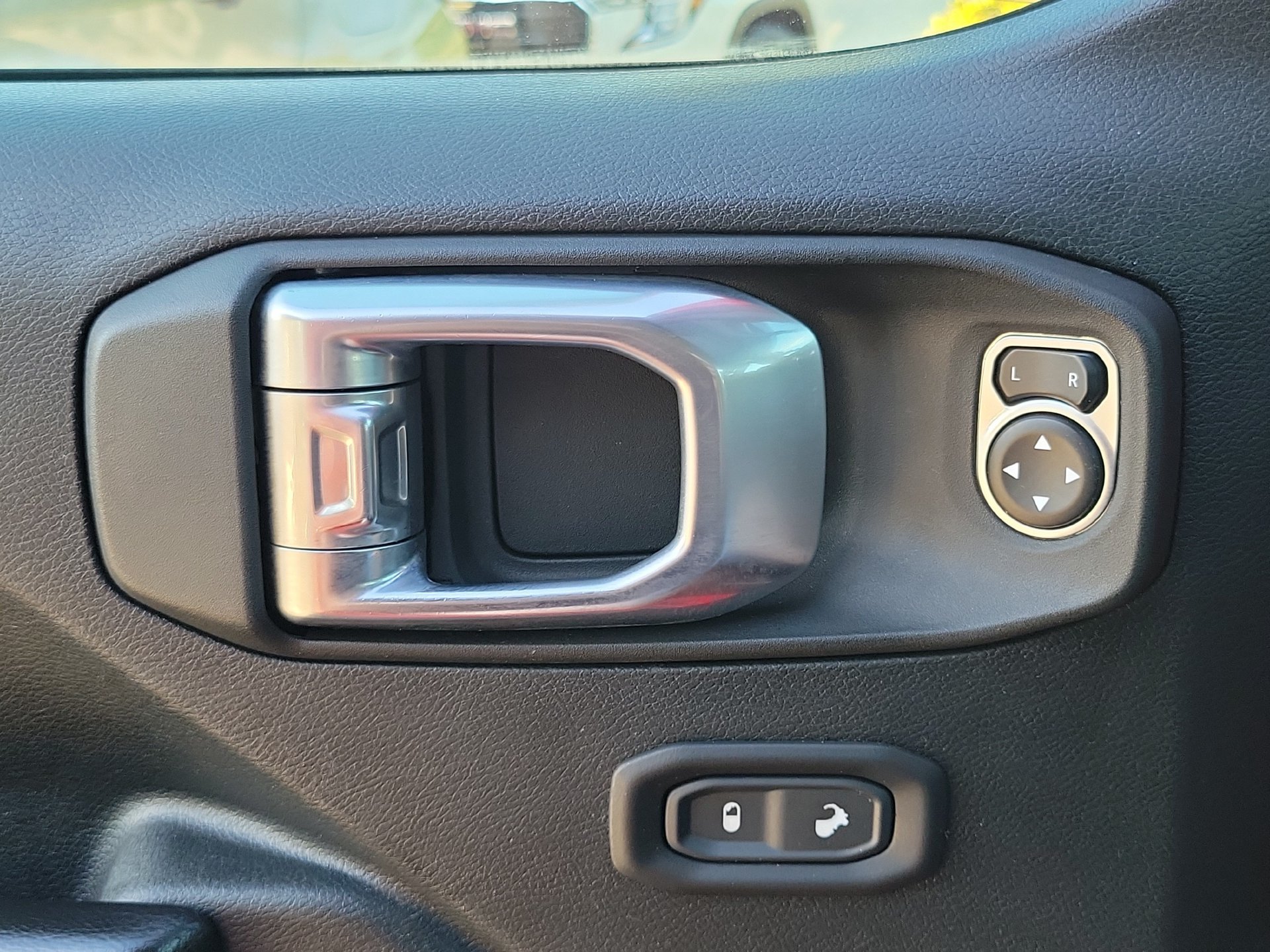 Certified 2021 Jeep Wrangler Unlimited Sport AWD/4WD image 12
