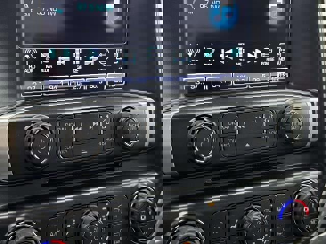 Used 2017 GMC Sierra 1500 SLT w/ SLT Preferred Package image 26