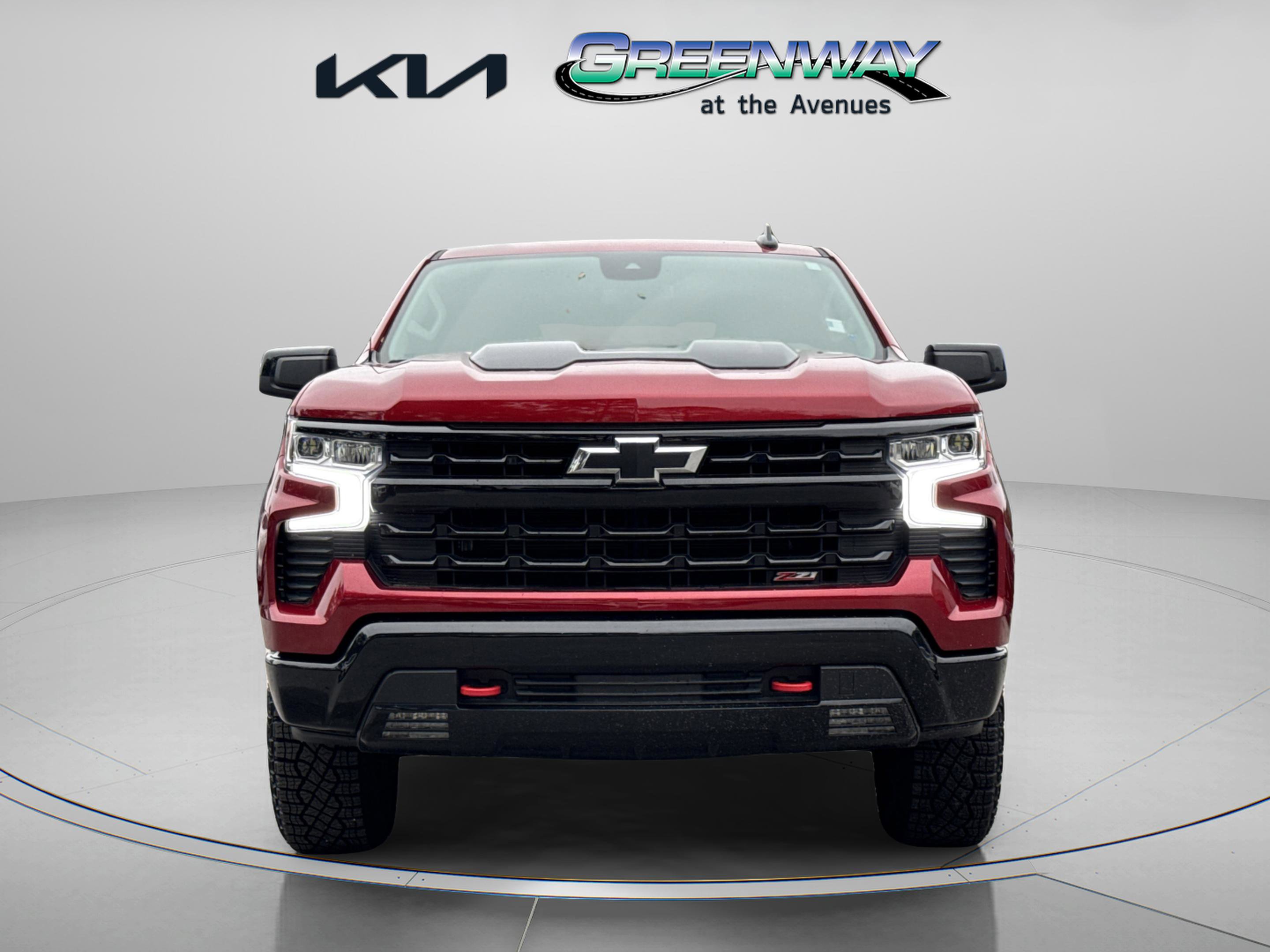 Used 2025 Chevrolet Silverado 1500 LT Trail Boss w/ Convenience Package II image 8