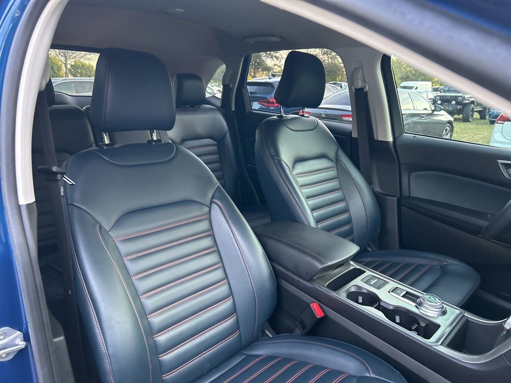 Used 2023 Ford Edge SEL w/ Sport Appearance Package image 38