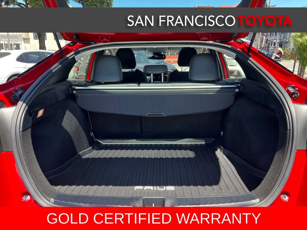 Certified 2020 Toyota Prius XLE w/ Premium Convenience Package FWD image 39