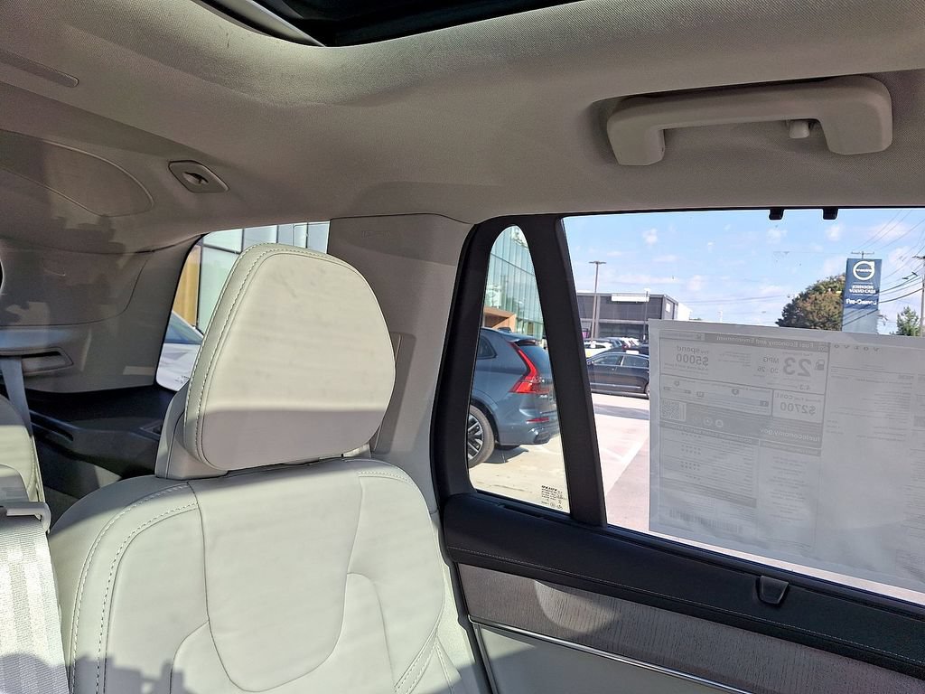 New 2026 Volvo XC90 B6 Ultra w/ Protection Package AWD/4WD image 14