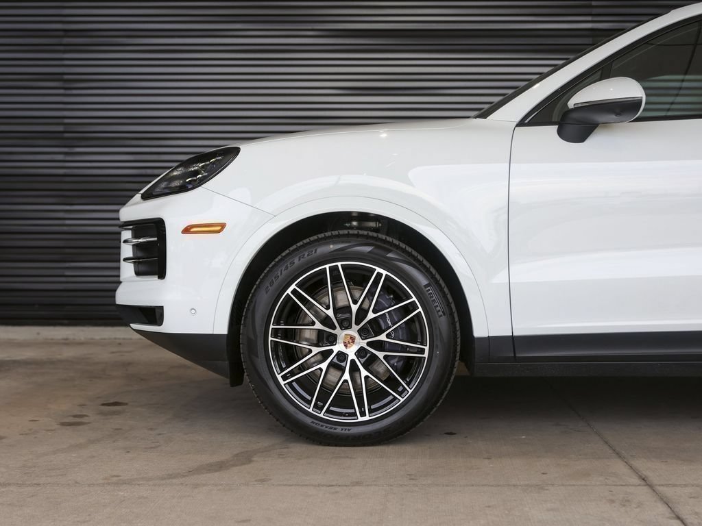 Certified 2026 Porsche Cayenne Coupe AWD/4WD image 12
