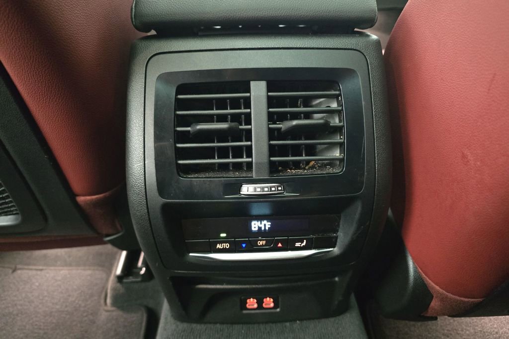 Certified 2025 BMW X4 xDrive30i w/ Premium Package image 25