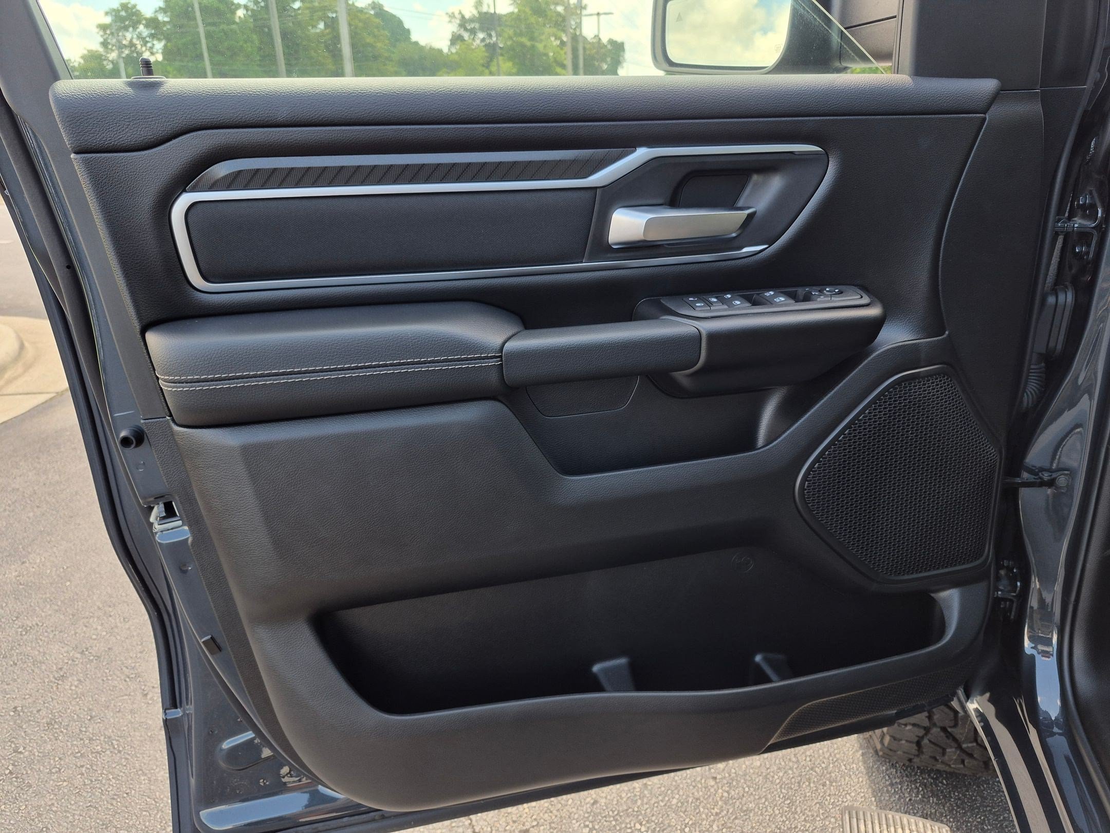 New 2026 RAM 1500 Big Horn AWD/4WD image 10