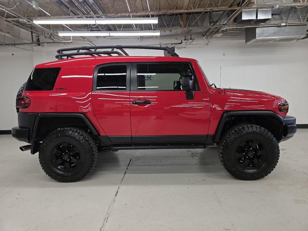 Used 2012 Toyota FJ Cruiser 4WD w/ Trail Teams Special Edition image 6